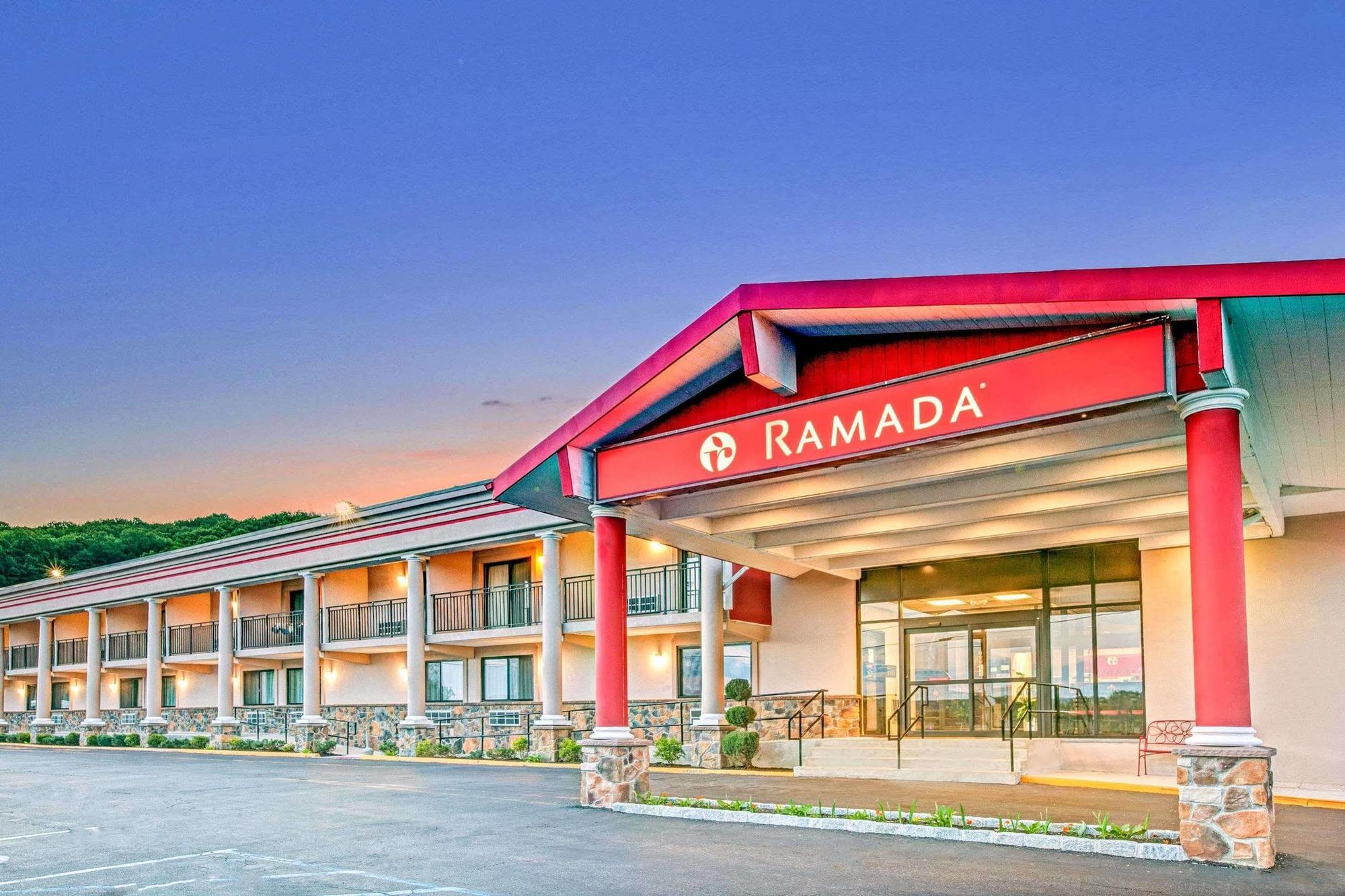 Ramada By Wyndham Rockaway Hotel Exterior photo